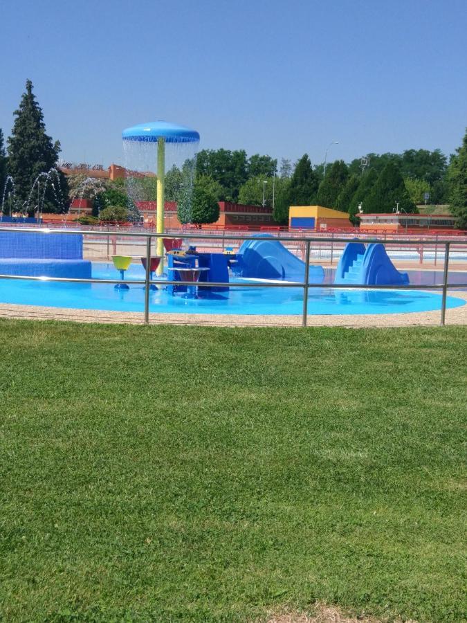 Chalet En El Orbigo La Bañeza Zewnętrze zdjęcie